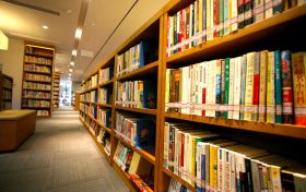 漢臺(tái)區(qū)圖書館5月1日恢復(fù)對外開放，限量、預(yù)約、錯(cuò)峰縮略圖