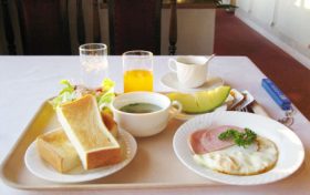 吃“小鳥餐”，跳健身操……中國家庭掀起健康新風(fēng)尚縮略圖