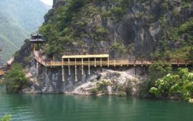 五一期間倡導(dǎo)非必要不離省 老年朋友請盡快接種疫苗縮略圖