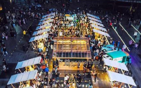 天漢長街“知有漢”，秀出新“夜”態(tài)，點(diǎn)亮“夜經(jīng)濟(jì)”！縮略圖