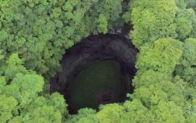 絕美！巖溶地貌的“滄海遺珠”！漢中天坑群是這樣形成的 →縮略圖