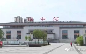 12月8日起，乘火車不再查驗(yàn)48小時(shí)核酸陰性證明縮略圖