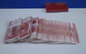 網(wǎng)絡(luò)刷單被騙巨款，民警緊急止付15萬元縮略圖