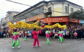 厲害了！非物質(zhì)文化遺產(chǎn)“宗營(yíng)社火”重露真容縮略圖
