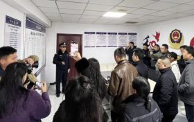 “警營零距離 平安伴你行”| 漢臺公安圓滿舉行新媒體進(jìn)警營活動(dòng)縮略圖